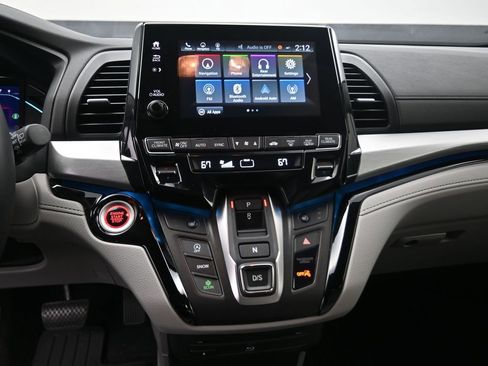 Used 2024 Honda Odyssey Touring image 8