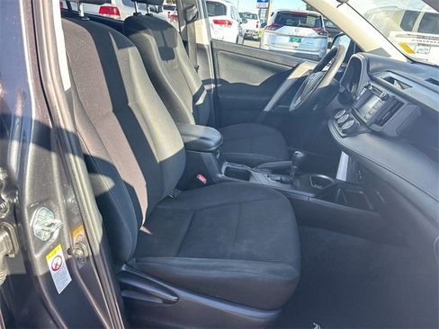 Used 2016 Toyota RAV4 LE image 22