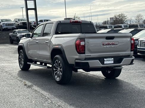 New 2026 GMC Canyon Denali image 11