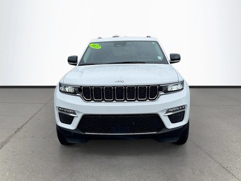 Used 2023 Jeep Grand Cherokee Limited RWD image 2