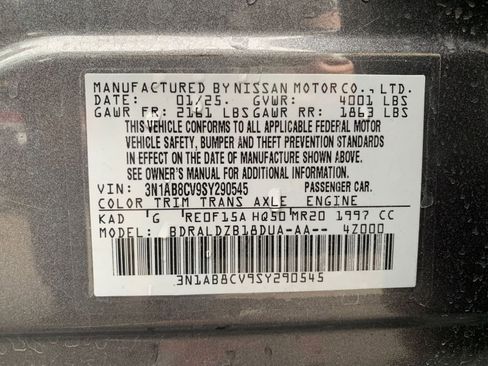 Used 2025 Nissan Sentra SV image 27