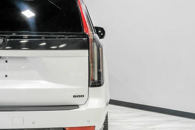 Used 2023 Cadillac Escalade Sport RWD image 68