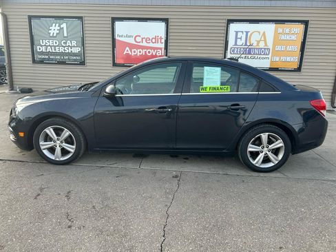 Used 2016 Chevrolet Cruze LT image 8