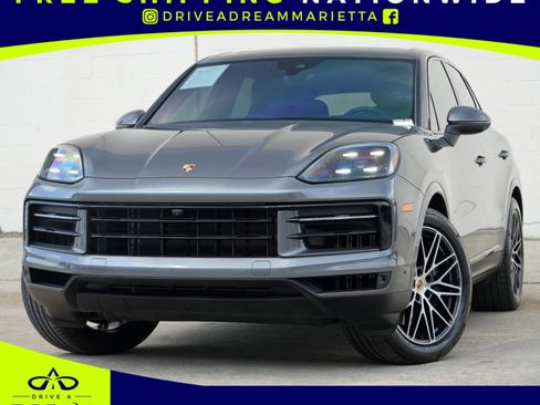 Used 2025 Porsche Cayenne AWD/4WD image 1