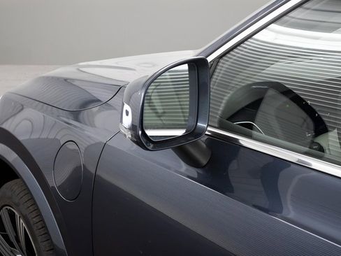 New 2025 Volvo XC90 T8 Plus w/ Protection Package Premier image 10