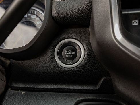 Used 2020 RAM 2500 Laramie image 22