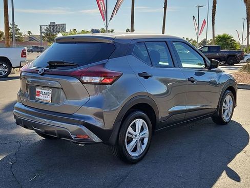Certified 2025 Nissan Kicks Play S image 10