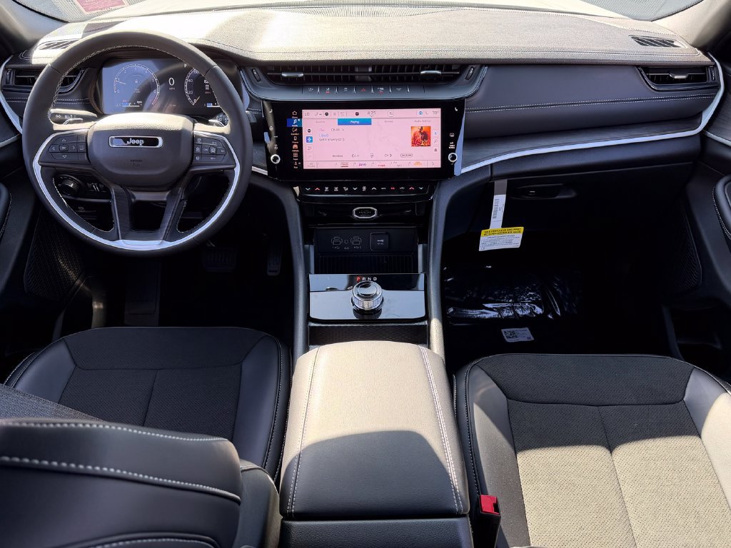 New 2026 Jeep Grand Cherokee Altitude RWD image 16