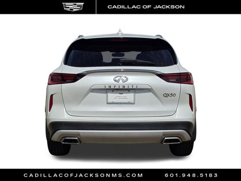 Used 2023 INFINITI QX50 Luxe FWD image 6