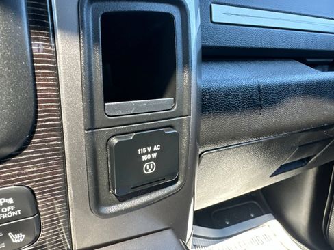 Used 2017 RAM 1500 Limited AWD/4WD image 73