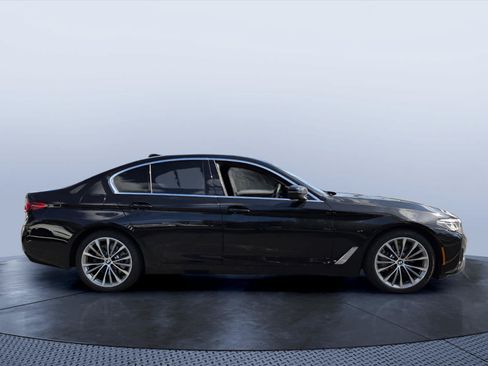 Certified 2023 BMW 530i xDrive w/ Premium Package AWD/4WD image 6