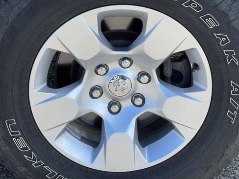 Used 2025 RAM 1500 Big Horn AWD/4WD image 10