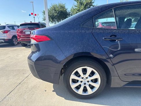 Used 2024 Toyota Corolla LE FWD image 16