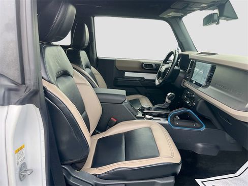 Used 2024 Ford Bronco Wildtrak image 28