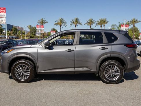Used 2024 Nissan Rogue S AWD/4WD image 8
