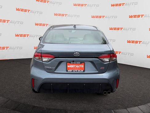 Used 2023 Toyota Corolla SE w/ Carpet Mat Package (TMS) FWD image 4