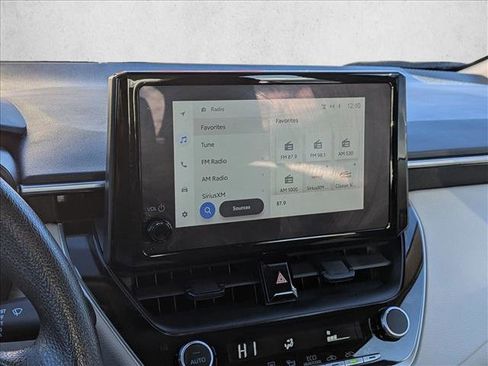 Used 2023 Toyota Corolla LE image 12