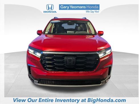 Certified 2024 Honda Pilot Touring image 12