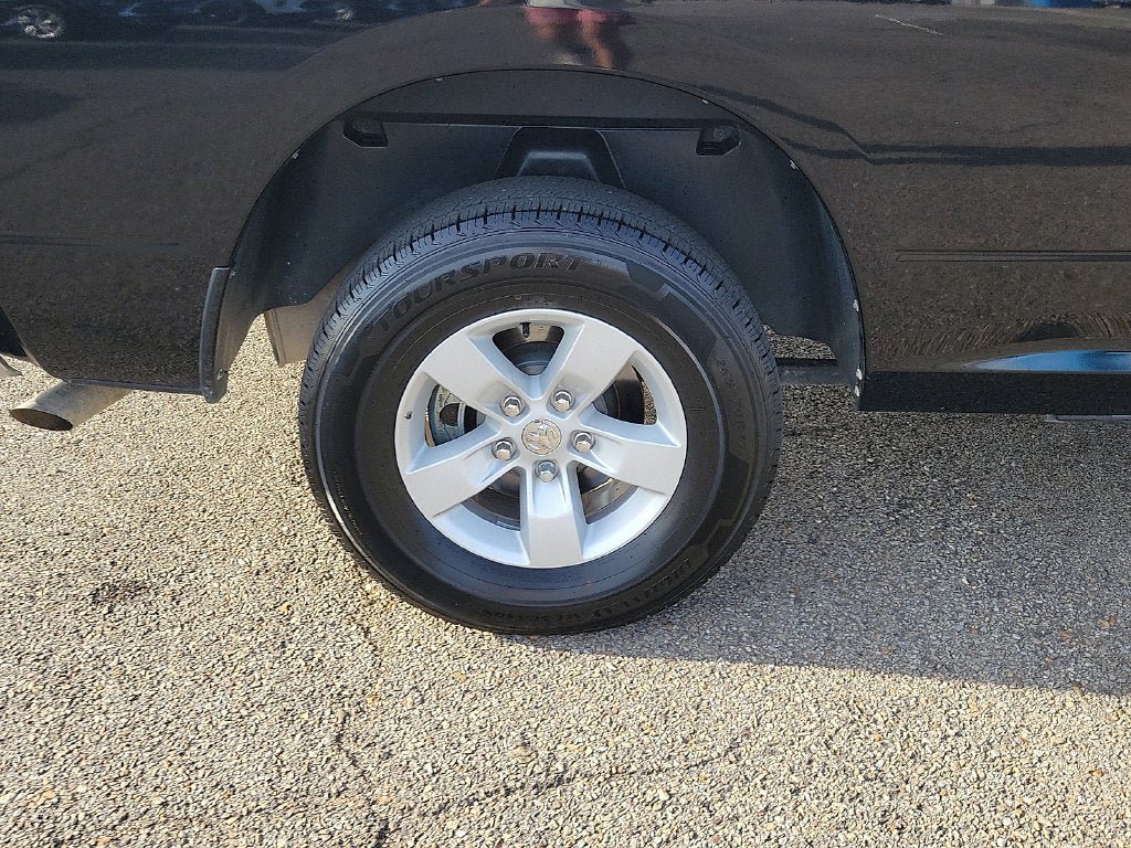 Used 2024 RAM 1500 Classic SLT RWD image 7