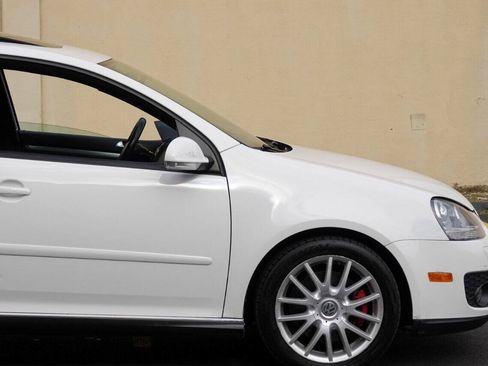 Used 2007 Volkswagen GTI 4-Door FWD image 23