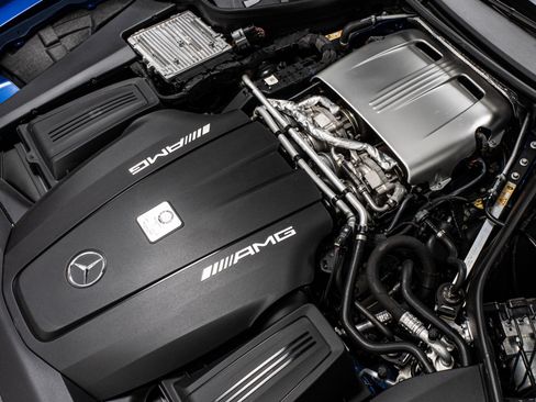 Used 2016 Mercedes-Benz AMG GT S image 33