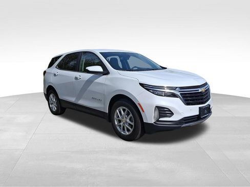 Used 2024 Chevrolet Equinox LT AWD/4WD image 1