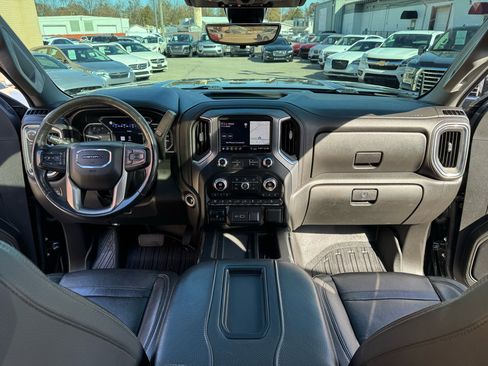 Used 2020 GMC Sierra 3500 Denali w/ Denali Ultimate Package image 25