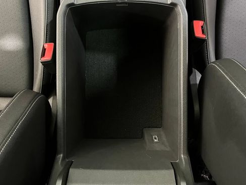 Used 2019 Volkswagen Atlas SEL R-Line AWD/4WD image 25