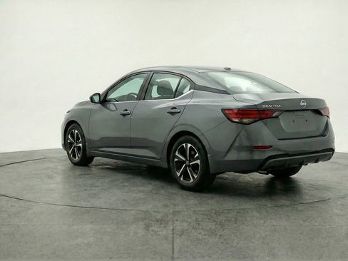 Used 2025 Nissan Sentra SV image 6