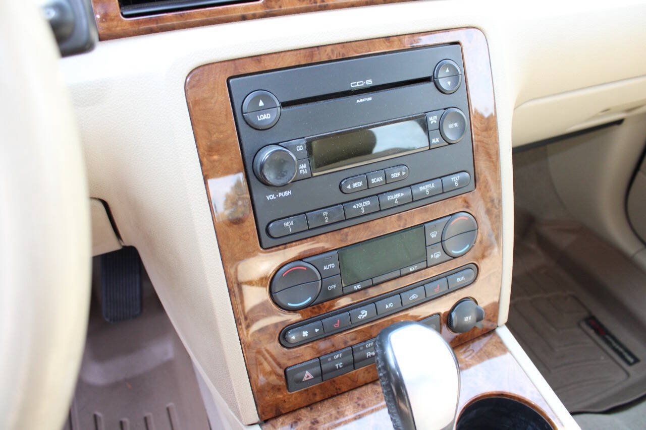 Used 2006 Ford Five Hundred Limited AWD/4WD image 15