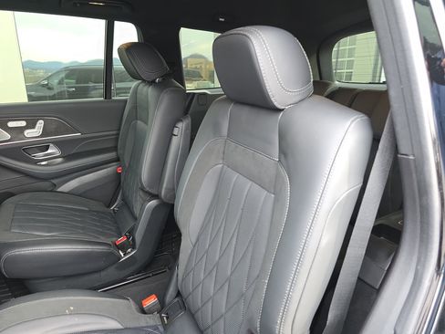 Used 2024 Mercedes-Benz GLS 63 AMG 4MATIC image 16