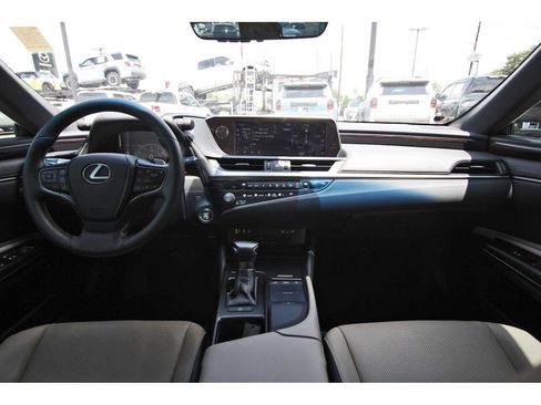 Used 2021 Lexus ES 350 w/ Premium Package FWD image 7