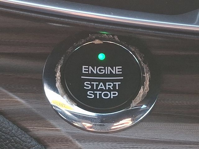 Used 2020 Ford Explorer Limited AWD/4WD image 26