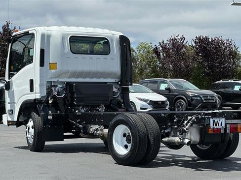New 2026 Chevrolet Low Cab Forward RWD image 6