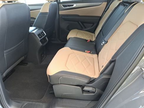 Used 2024 Volkswagen Atlas Cross Sport SE w/ Panoramic Sunroof Package AWD/4WD image 23