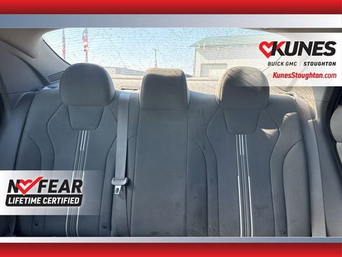 Used 2022 Hyundai Elantra SEL FWD image 33
