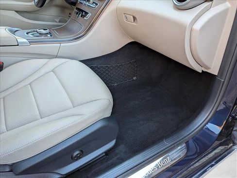 Used 2020 Mercedes-Benz C 300 4MATIC Sedan image 16