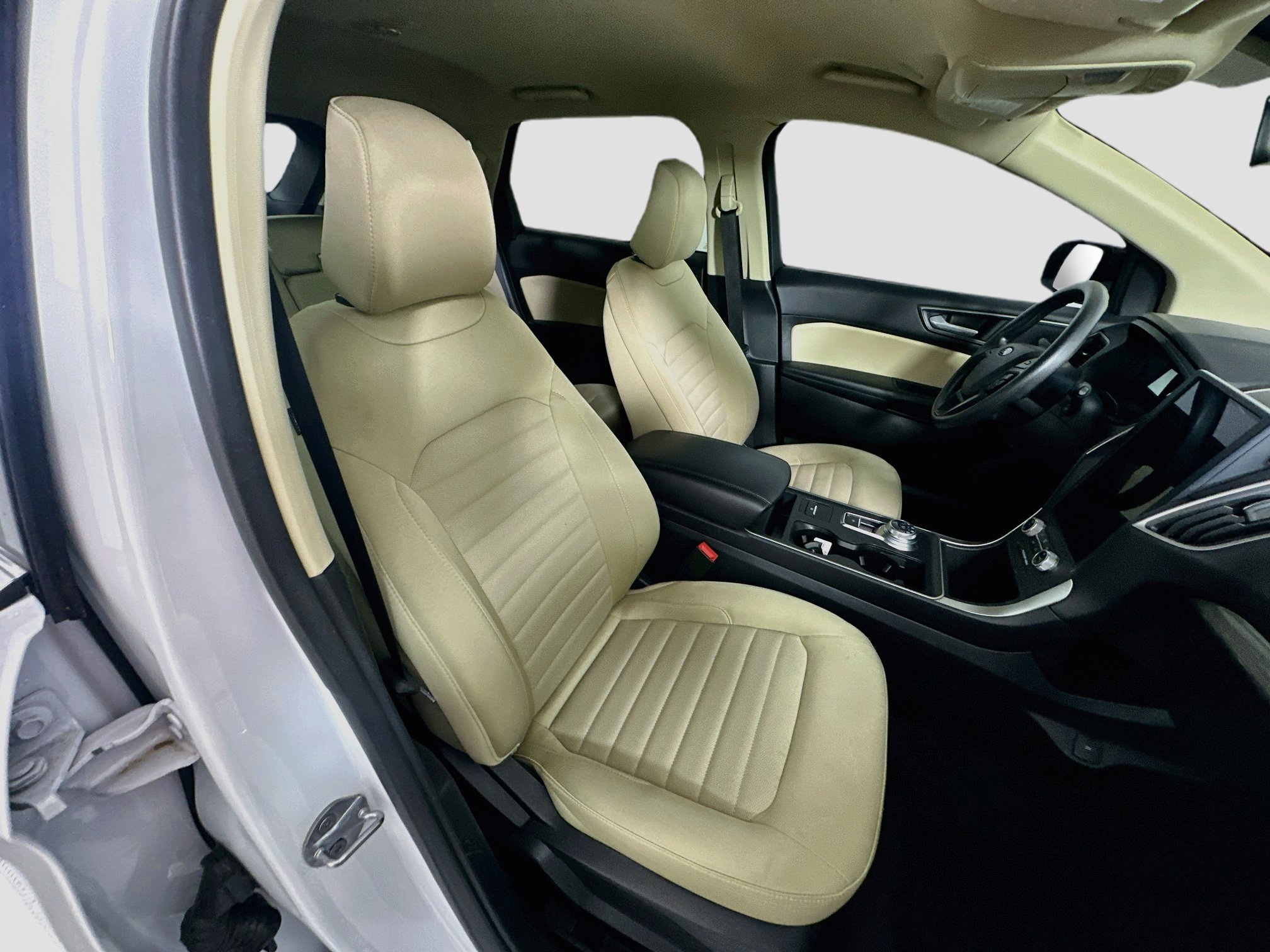 Used 2022 Ford Edge SE w/ Black Appearance Package AWD/4WD image 30