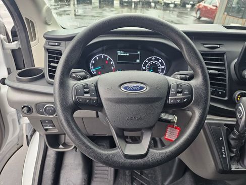 Used 2025 Ford Transit 250 148 High Roof RWD image 19