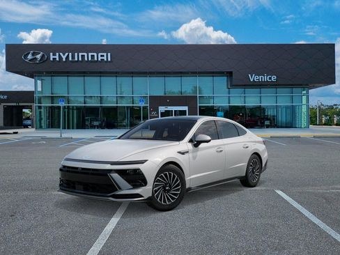 New 2026 Hyundai Sonata Limited FWD image 1