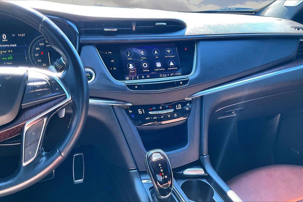 Used 2023 Cadillac XT5 Sportv w/ Technology Package AWD/4WD image 9