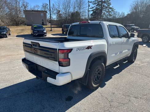 Used 2025 Nissan Frontier PRO-4X w/ Pro Premium Package image 5