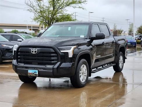 New 2025 Toyota Tundra SR5 image 2