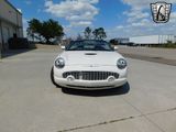 Used 2002 Ford Thunderbird image 2