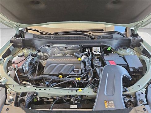 Used 2025 Chevrolet Trax ACTIV FWD image 22