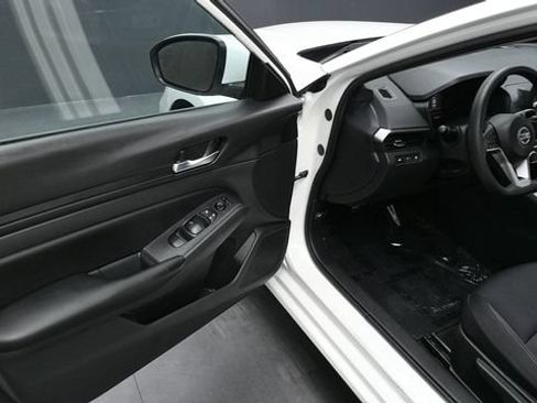 Used 2021 Nissan Altima 2.5 S FWD image 24