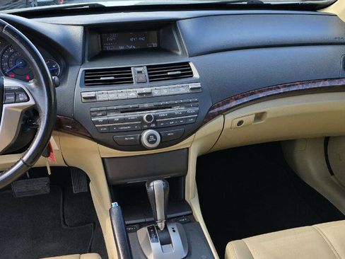 Used 2012 Honda Crosstour EX-L image 18