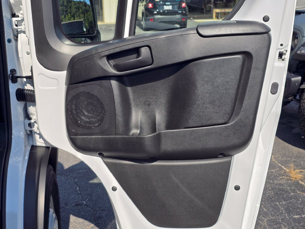 New 2026 RAM ProMaster 2500 w/ Convenience Group FWD image 39