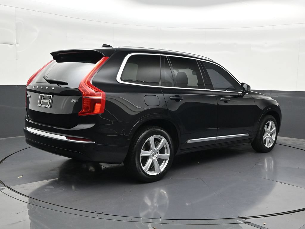 Certified 2024 Volvo XC90 B5 Core AWD/4WD image 6