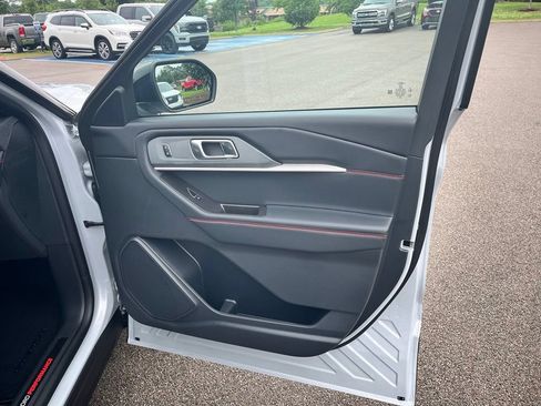 New 2026 Ford Explorer ST AWD/4WD image 12